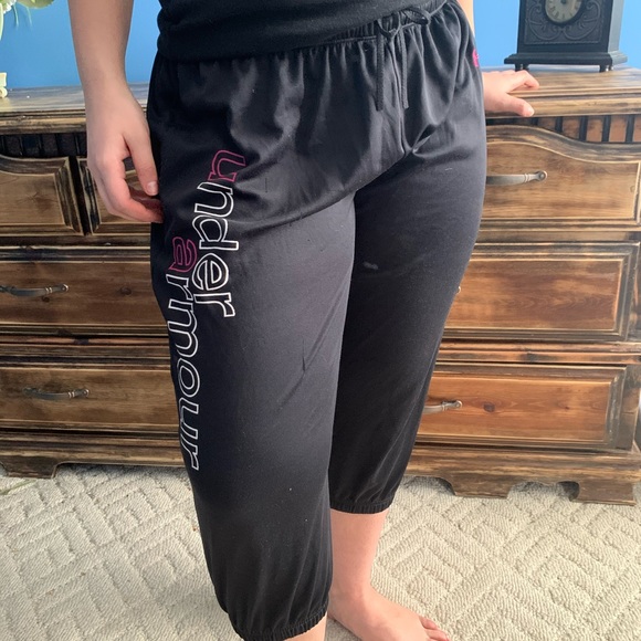 Under Armour Pants - Under Armor capris Large